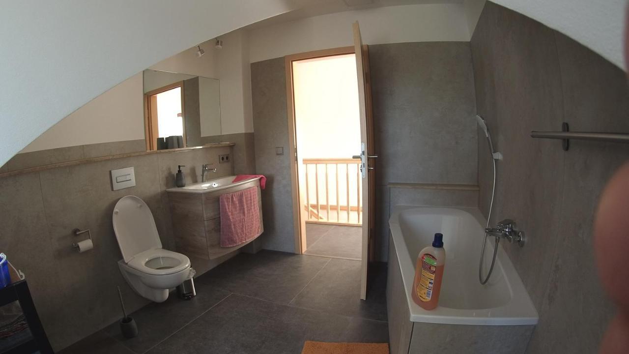 Ferienwohnung Fernblick Saalfeld Saale エクステリア 写真